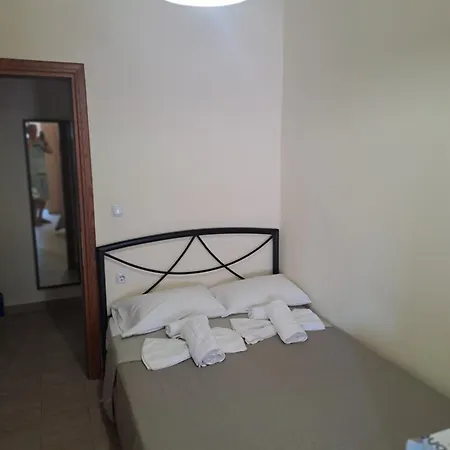Diolkos 2 Apartment Nea Roda Cameră foto